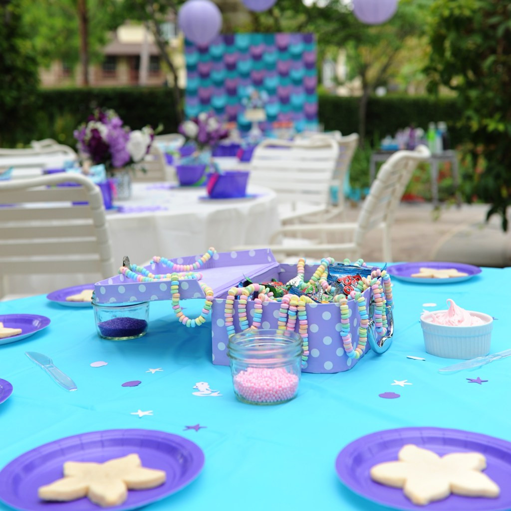 Ariel Pool Party Ideas
 Mermaid Birthday Pool Party Ideas DIY