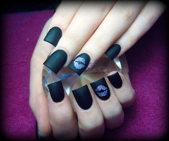 badass black nail design