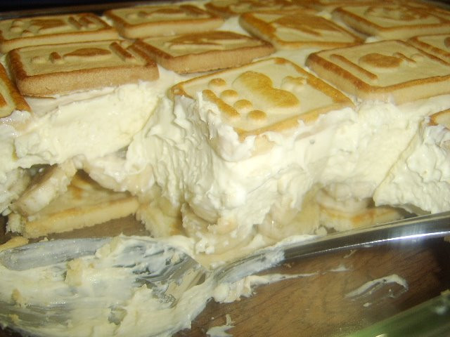 Banana Pudding With Chessmen Cookies Recipe
 banana pudding with chessmen cookies