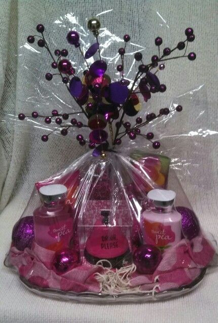 Bath And Body Gift Basket Ideas
 1000 images about Gift ideas on Pinterest