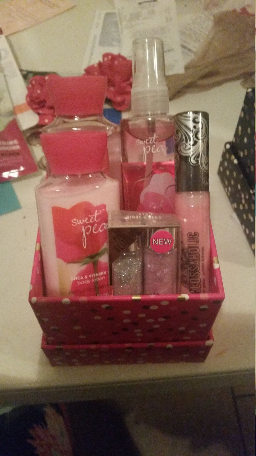 Bath And Body Gift Basket Ideas
 Bath and Body Works Hard Candy Makeup Gift Box by