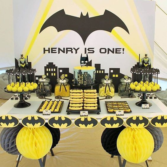 Batman Birthday Decorations
 23 Incredible Batman Party Ideas Pretty My Party
