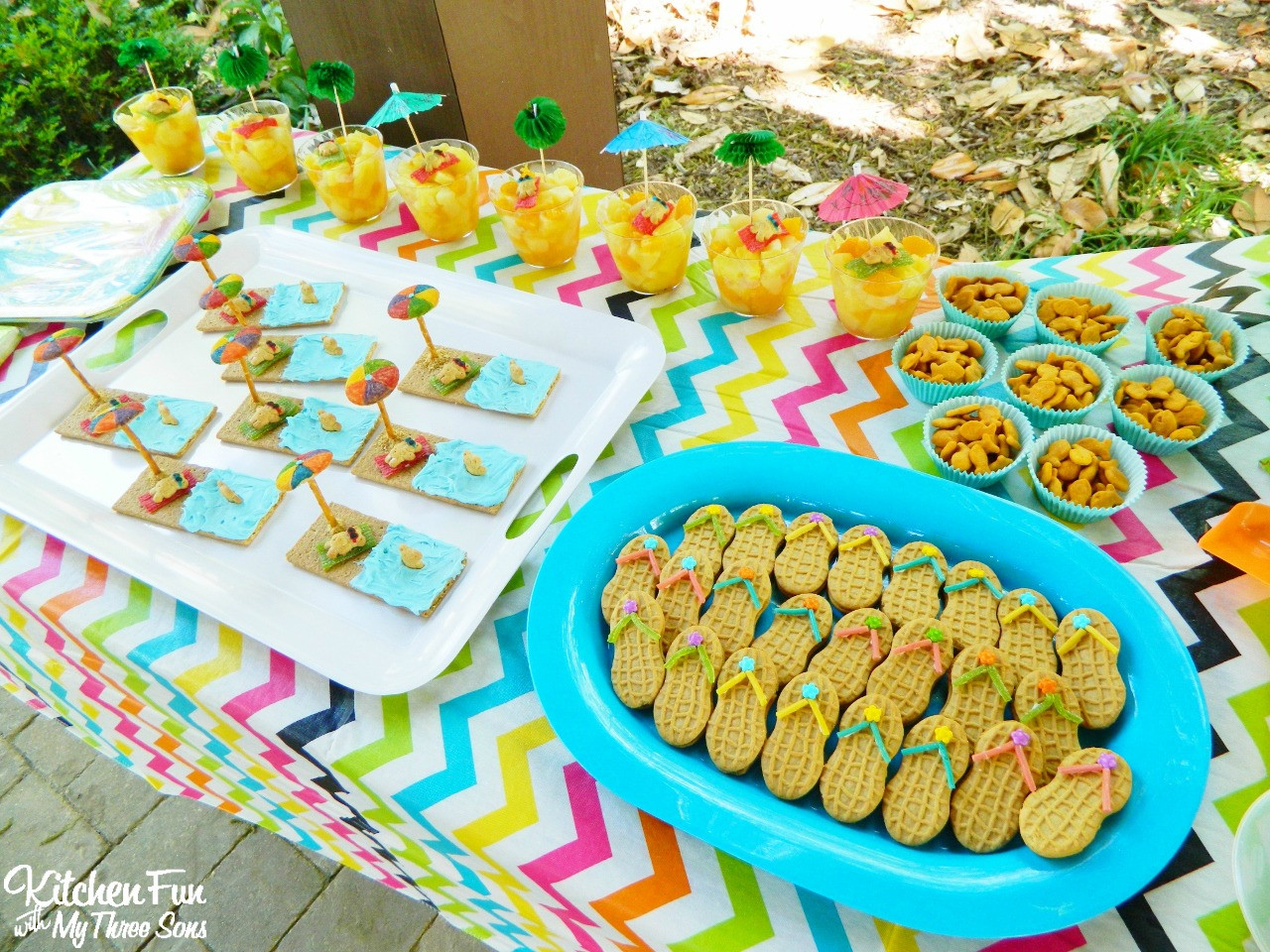 Beach Party Snack Ideas
 Teddy Bear Beach Party Treats & Snacks including a Free