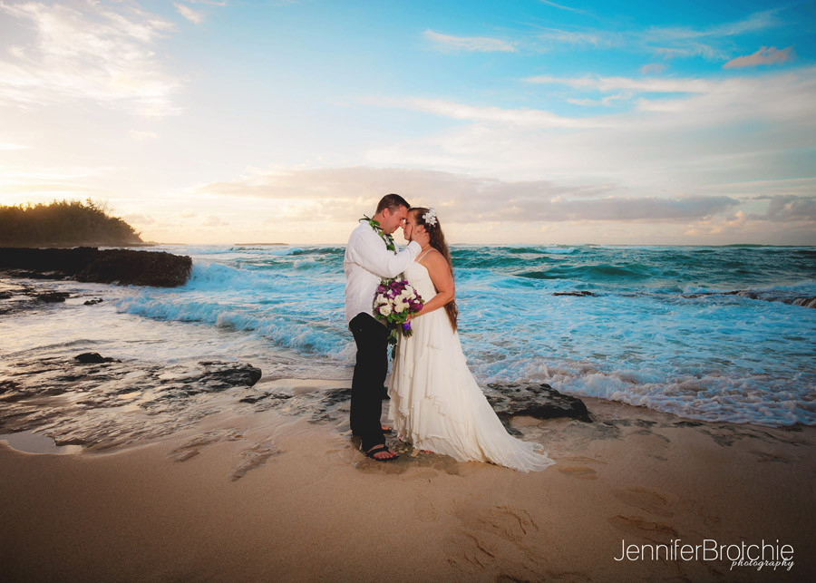 Beach Wedding Photography
 Beach Elopements on Oahu California Family grapher