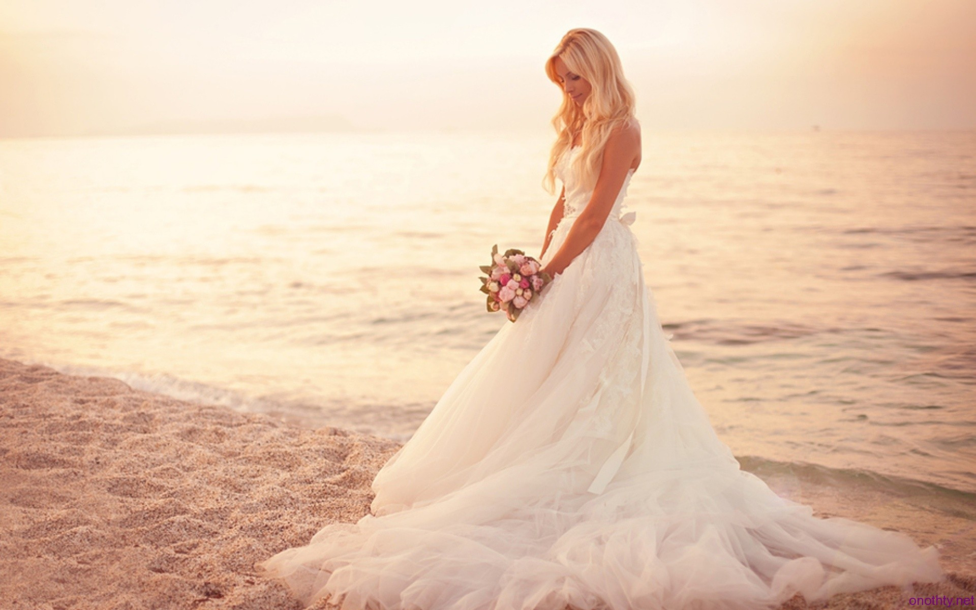 Beach Weddings
 25 Beautiful Beach Wedding Dresses – The WoW Style