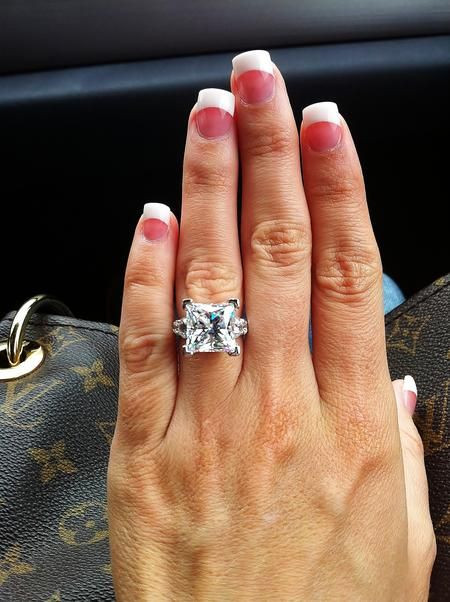 Big Princess Cut Engagement Rings
 7 ct princess cut diamond Holy Cow