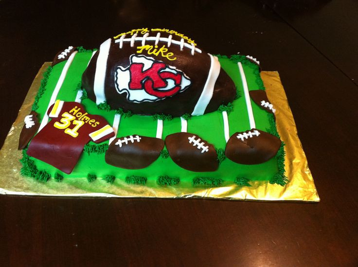 Birthday Cakes Kansas City
 23 best Kansas City Chiefs Cakes images on Pinterest