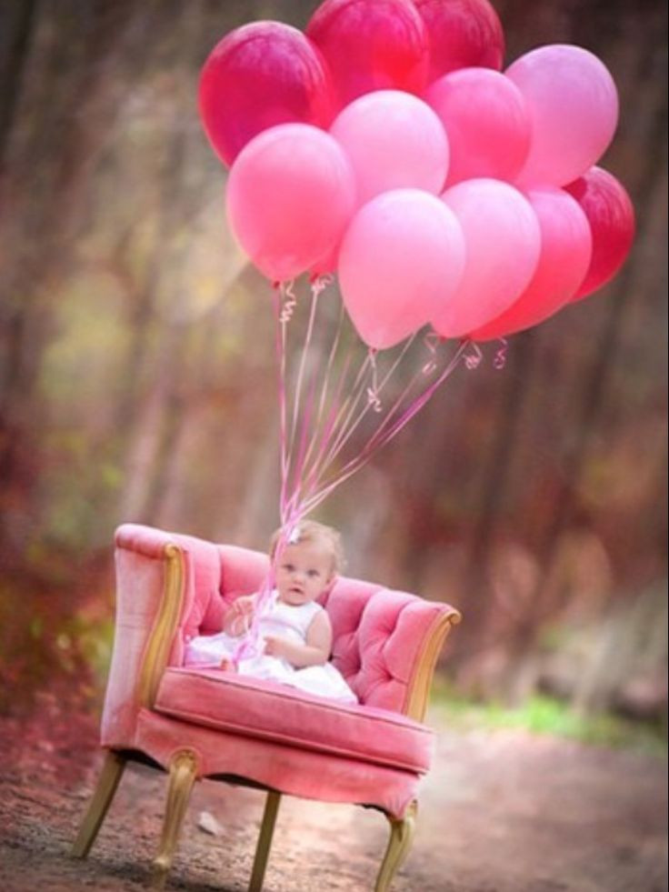 Birthday Gift Ideas For Baby Girl
 22 Fun Ideas For Your Baby Girl s First Birthday Shoot