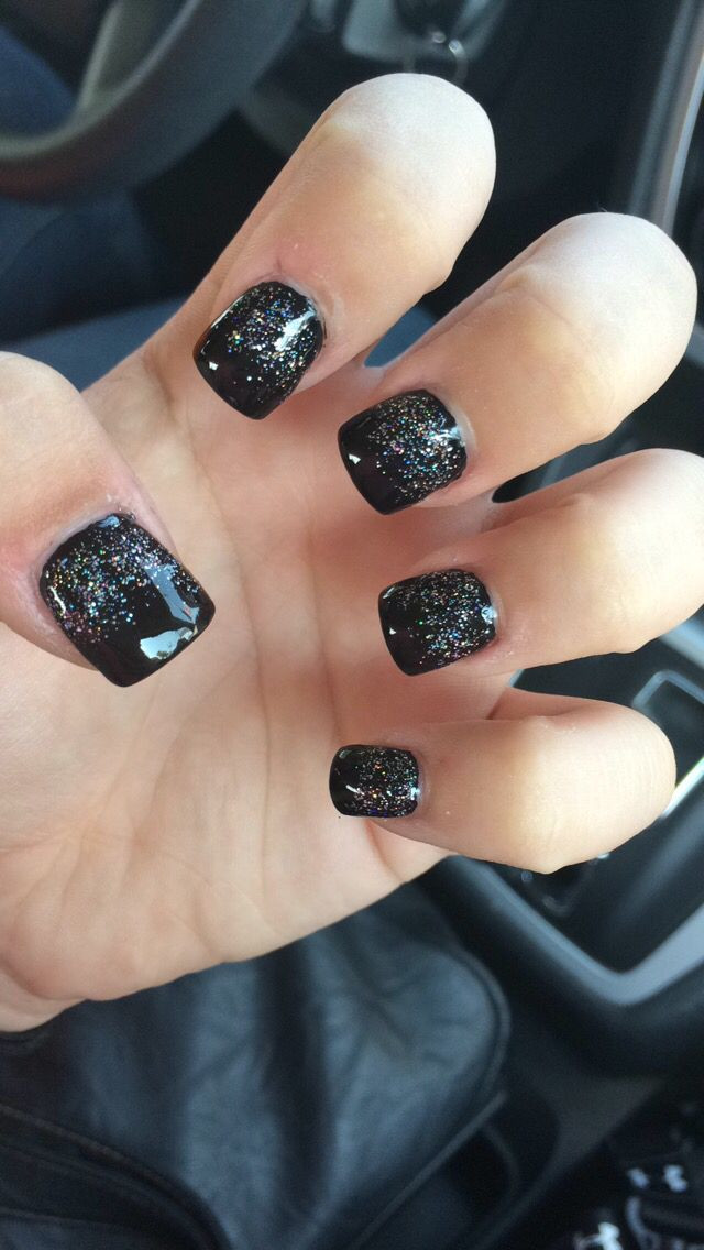 Black Acrylic Nails With Glitter
 Black and silver sparkly acrylics