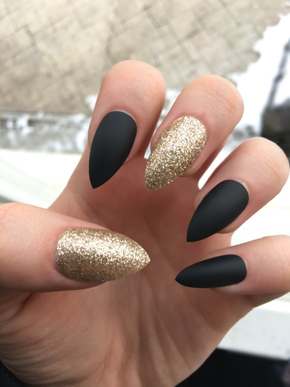 Black Glitter Stiletto Nails
 stiletto nails black matte glitter nails gold glitter
