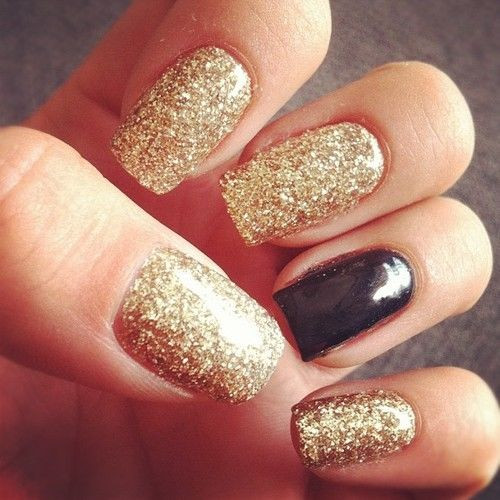 Black Nails With Gold Glitter
 Gold Glitter And Black Nails s and