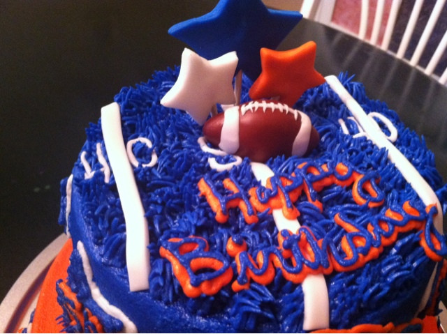 Boise Birthday Party Ideas
 Cat s Cake Creations BOISE STATE BRONCOS FOOTBALL BIRTHDAY