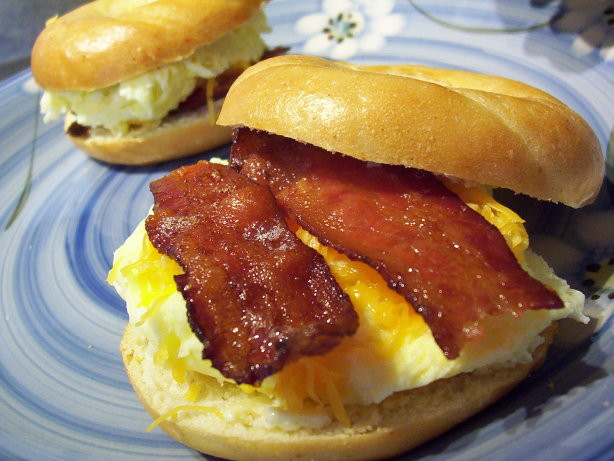 Breakfast Bagel Sandwich Recipes
 Breakfast Bagel Sandwiches Oamc Recipe Food