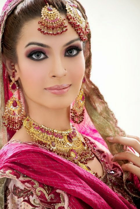 Brides Makeup
 New Pakistani Bridal Makeup 2015 16 Fashionip