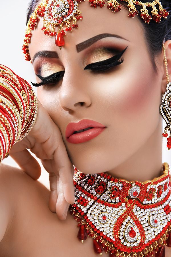 Brides Makeup
 Pakistani Bridal Makeup Ideas For Girls