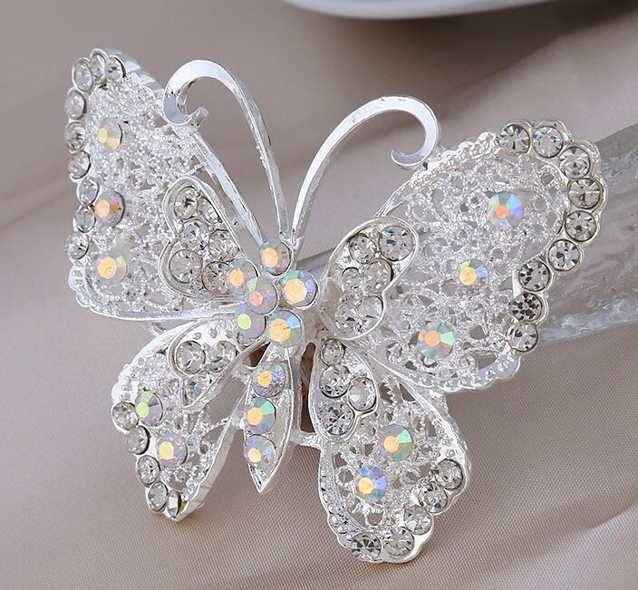 Brooch Pins
 LARGE SILVER WHITE FILIGREE BUTTERFLY CZ DIAMANTE