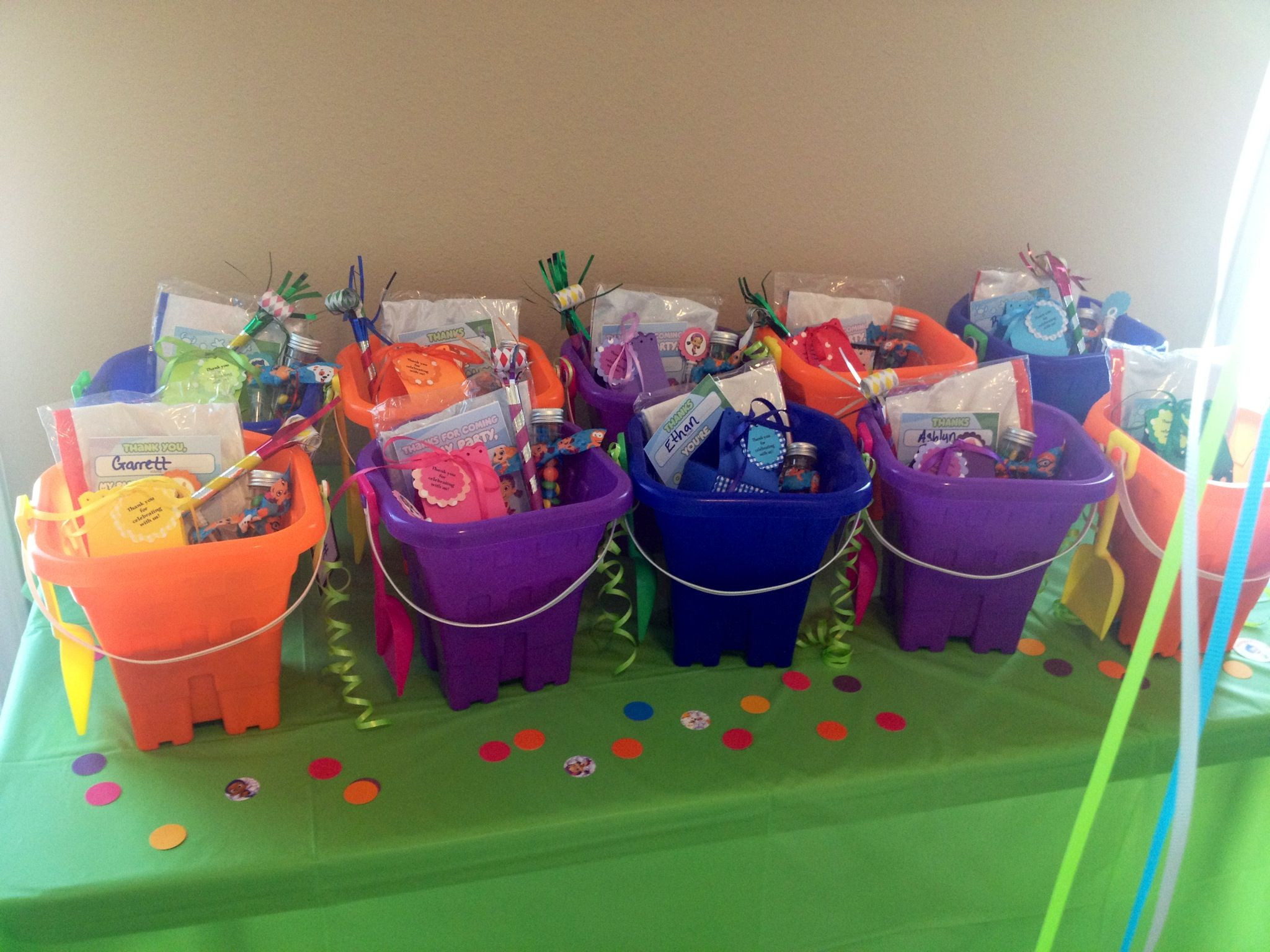 Bubble Guppies Birthday Party Decorations
 Bubble Guppies Party Favor Buckets