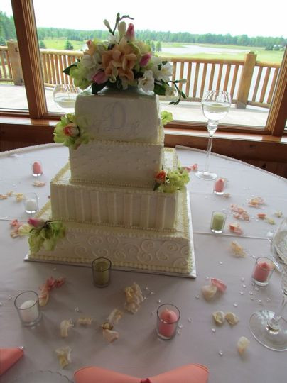 Cake Dots Wedding Cakes Llc Columbus Oh
 The Backroad Bakery Wedding Cake Columbus MI