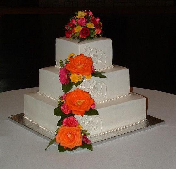 Cake Dots Wedding Cakes Llc Columbus Oh
 Unique Creations By Mel Wedding Cake Columbus OH