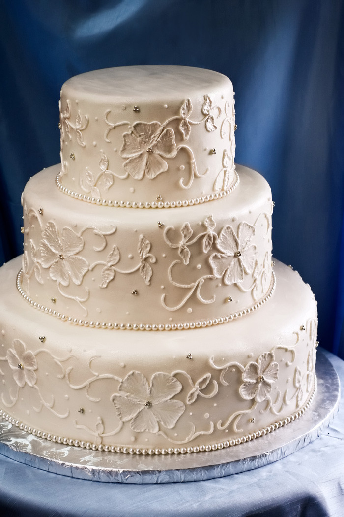 Cakes Designs For Wedding
 Design Your Own Wedding Cake With New line Tool