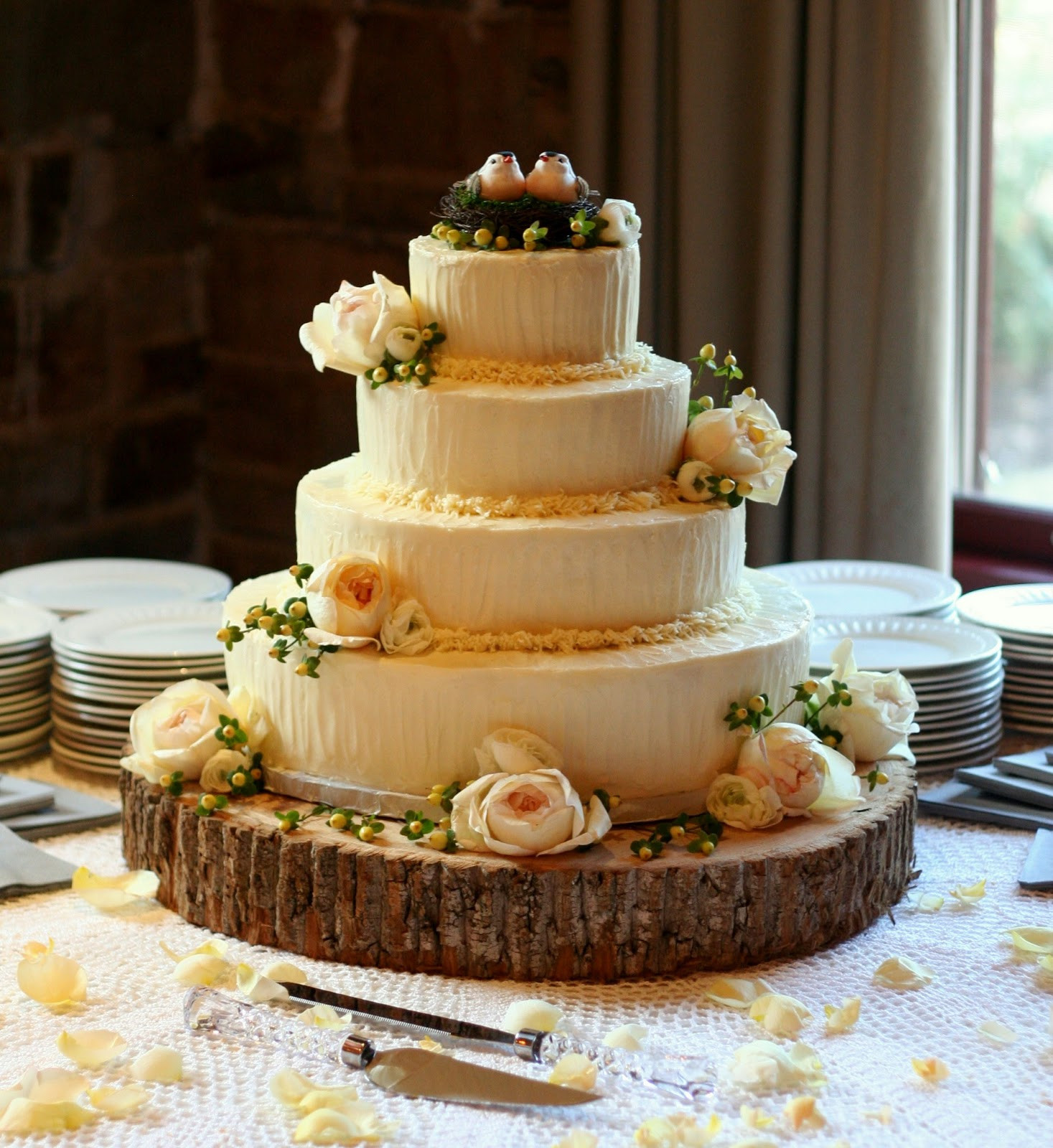 Cakes Designs For Wedding
 6 Stunning Rustic Wedding Cake Ideas Wedding Cakes