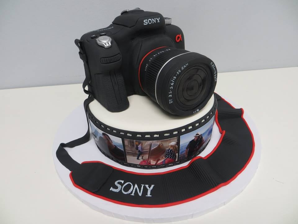 Camera Birthday Cake
 Sony Alpha camera cake done by Dream Cakes Chicago for my