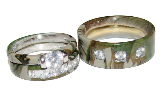 Camouflage Wedding Ring Sets
 camo wedding ring set DIS Magazine
