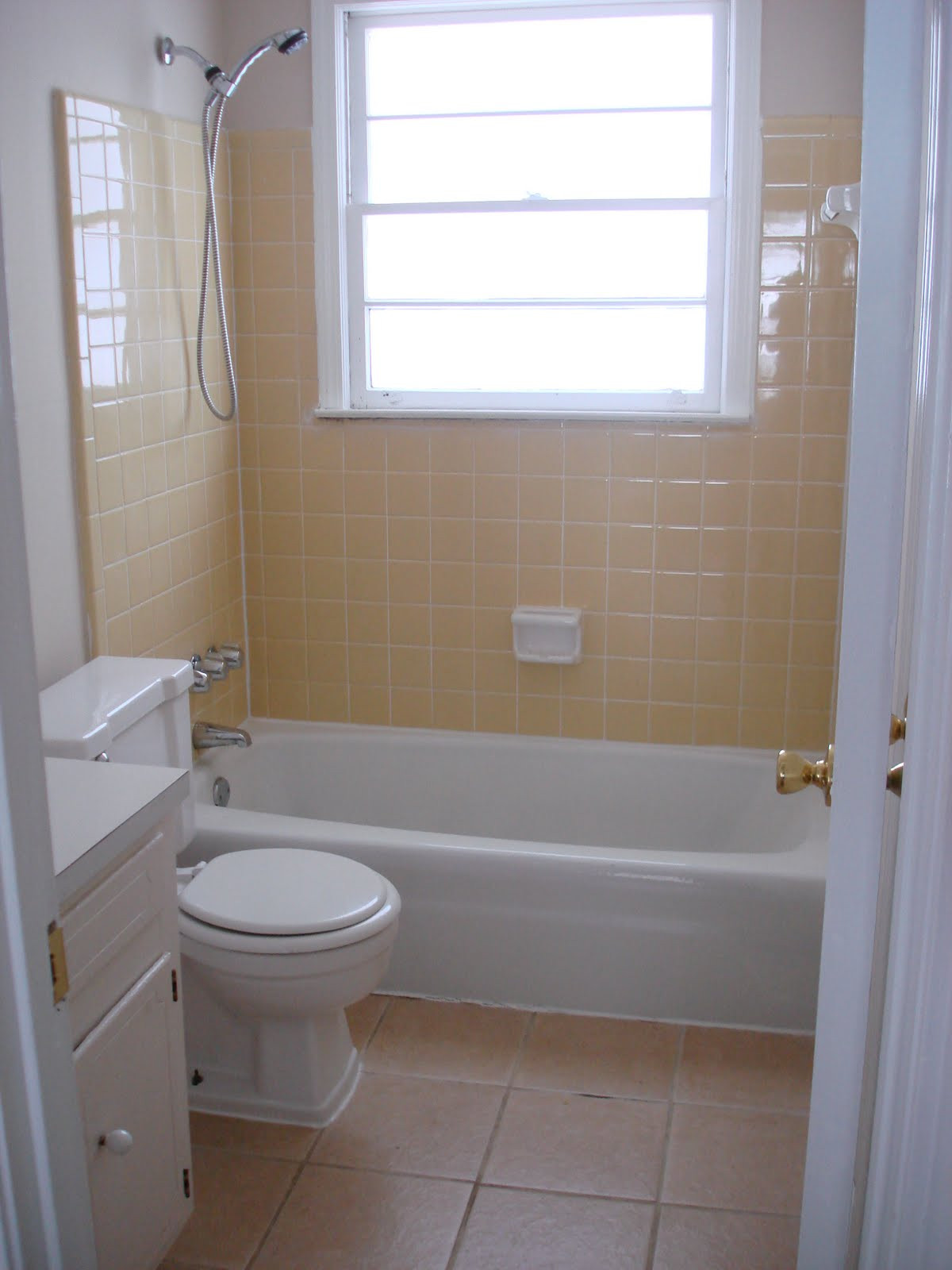 Ceramic Tiles For Bathroom
 It s Not Rocket Science RIP yellow bathroom tile or