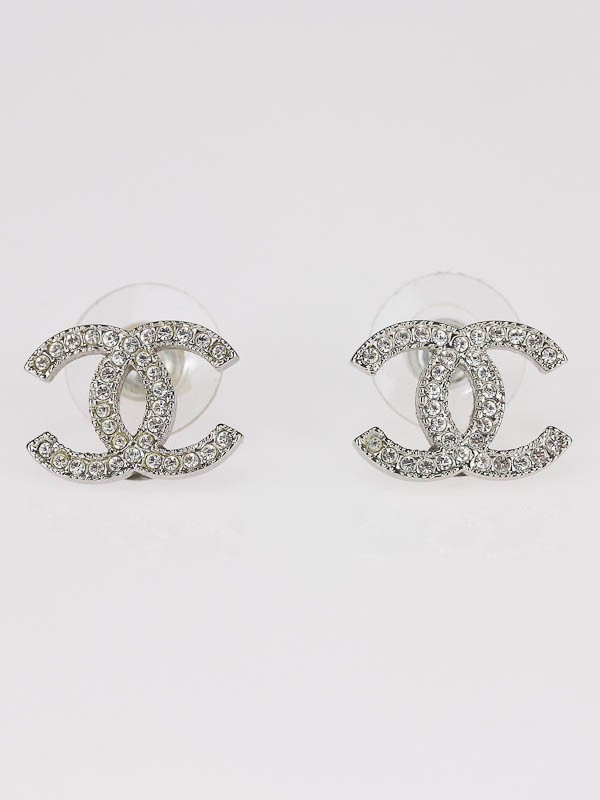 Chanel Cc Logo Earrings
 Chanel Classic Swarovski Crystal CC Logo Earrings Yoogi