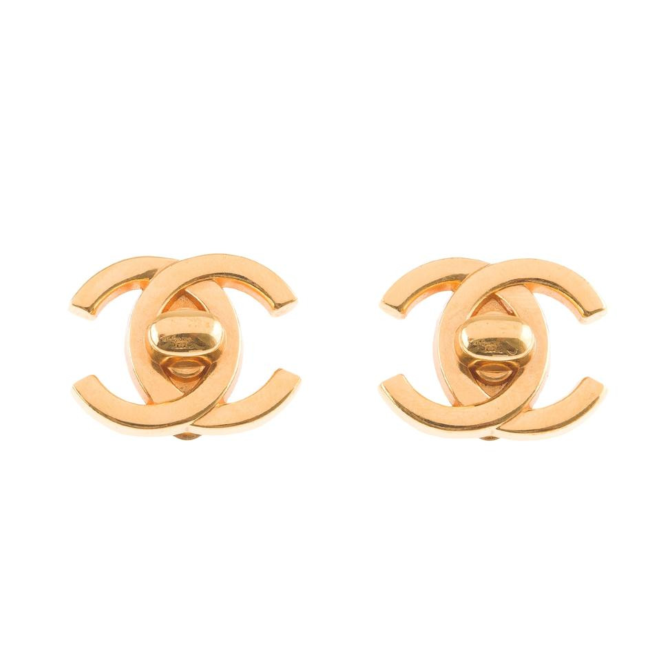 Chanel Cc Logo Earrings
 Chanel Gold Vintage Cc Logo Turnlock Earrings Tradesy