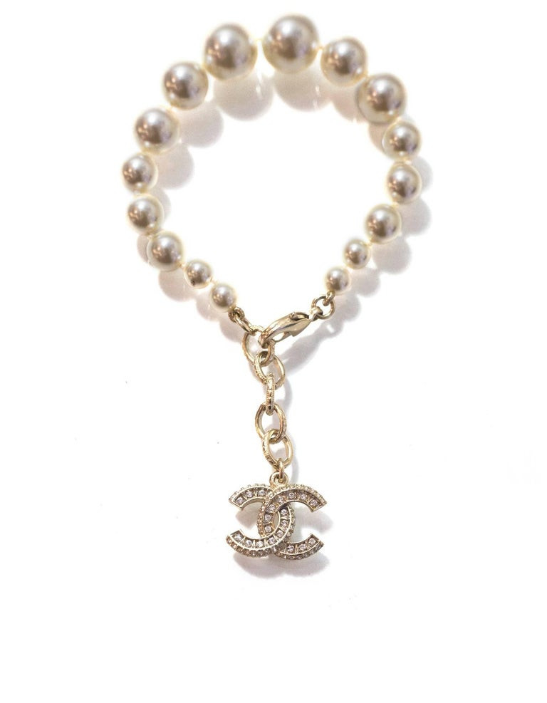 Chanel Pearl Bracelet
 Chanel Graduated Pearl and Crystal CC Pendant Bracelet For