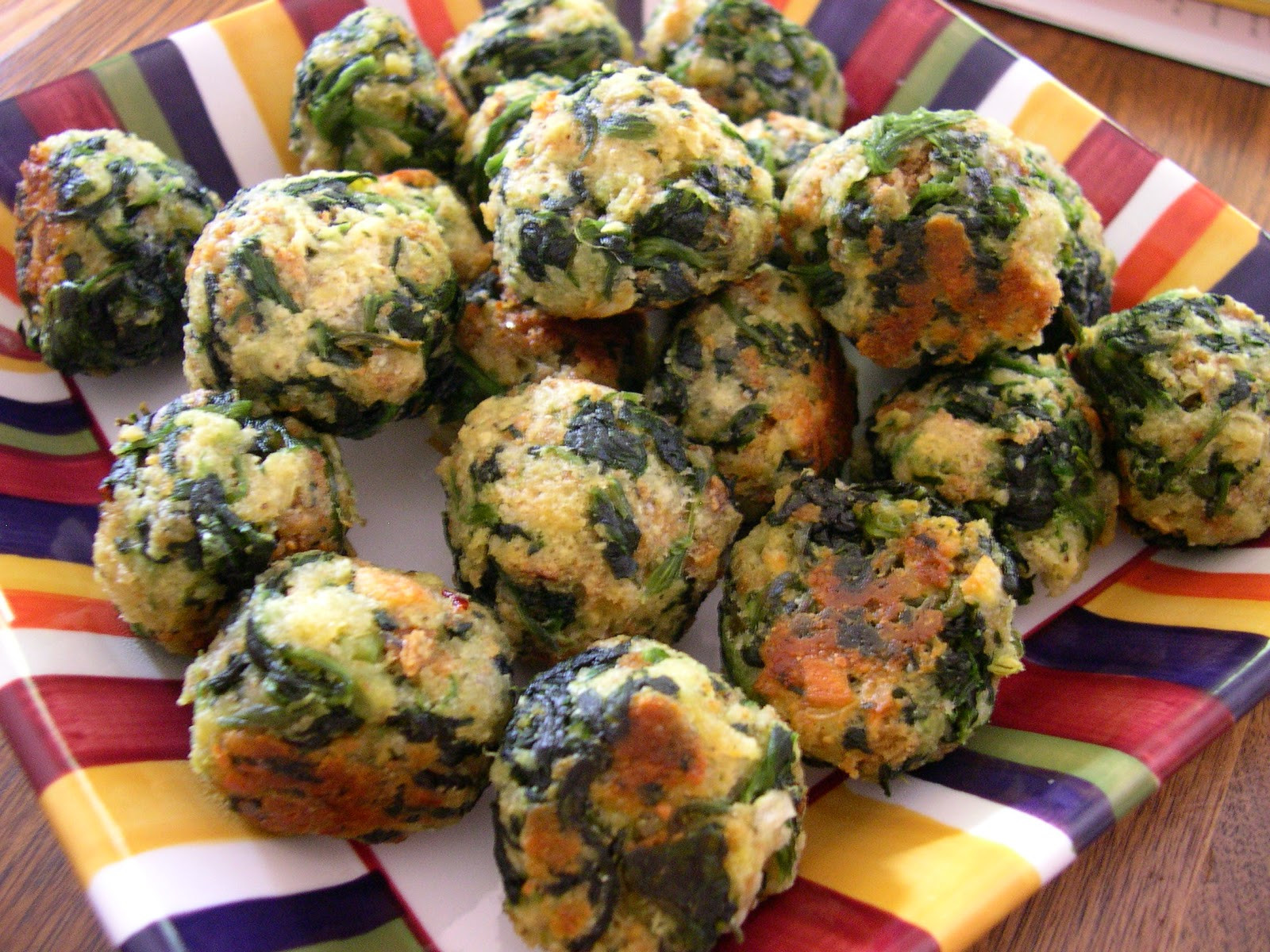 Cheap Holiday Party Food Ideas
 Crafty s Cafe Party Food Spinach Balls