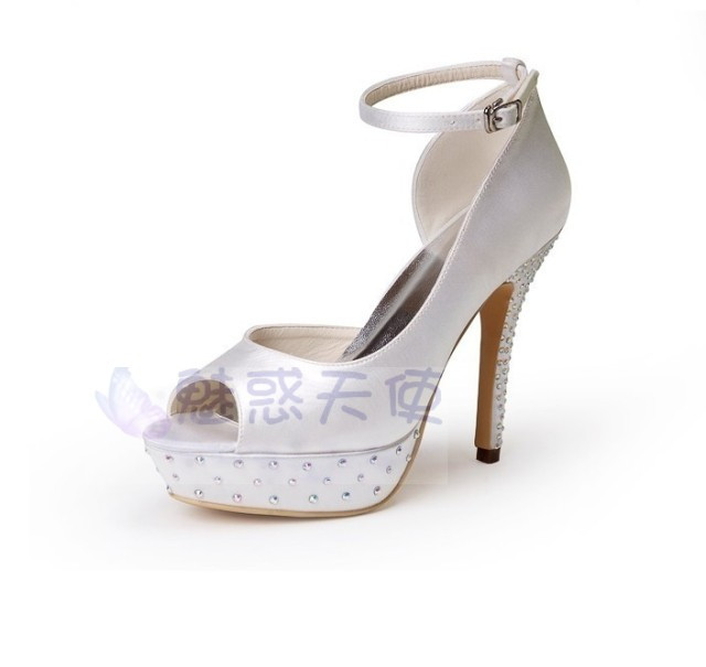 Cheap White Wedding Shoes
 MZ535 wholesale free shipping fashion rhinestone white