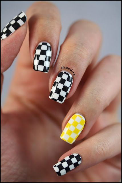 Checkered Nail Designs
 Fashion Friday Plaid Nails