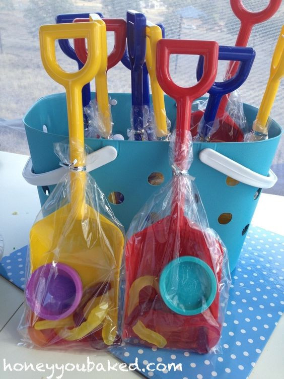 Childrens Beach Party Ideas
 How to Host a Seaside Themed First Birthday Party Kid