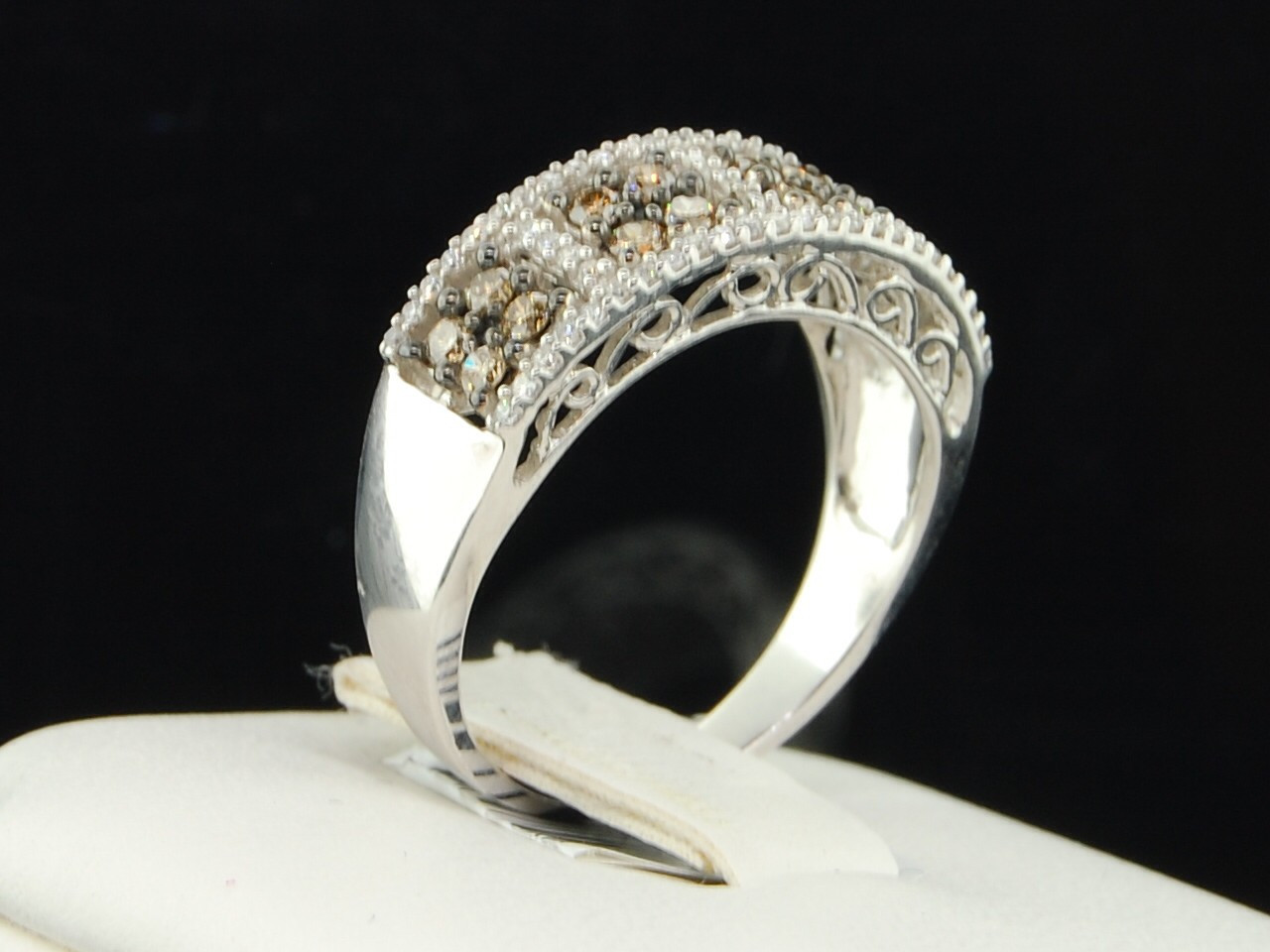 Chocolate Diamond Rings For Women
 WOMENS WHITE GOLD CHOCOLATE BROWN DIAMOND ENGAGEMENT RING