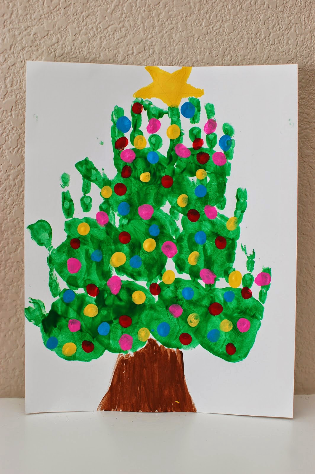 Christmas Art Ideas For Preschoolers
 20 of the Cutest Christmas Handprint Crafts for Kids