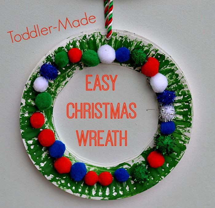 Christmas Arts And Craft Ideas For Toddlers
 Easy Christmas Wreath for Kids from Blog Me Mom