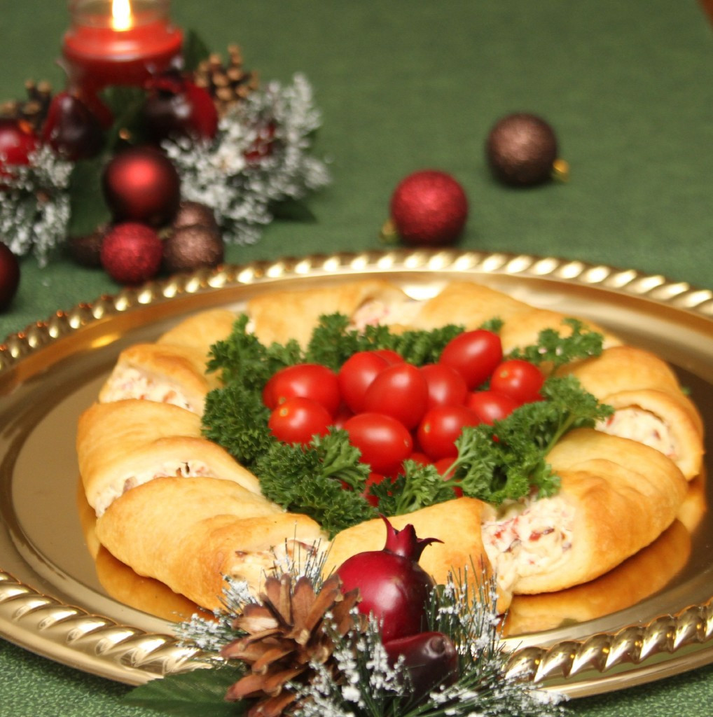 Christmas Brunch Appetizers
 Christmas Wreath Crescent Rolls Appetizer Recipes Just