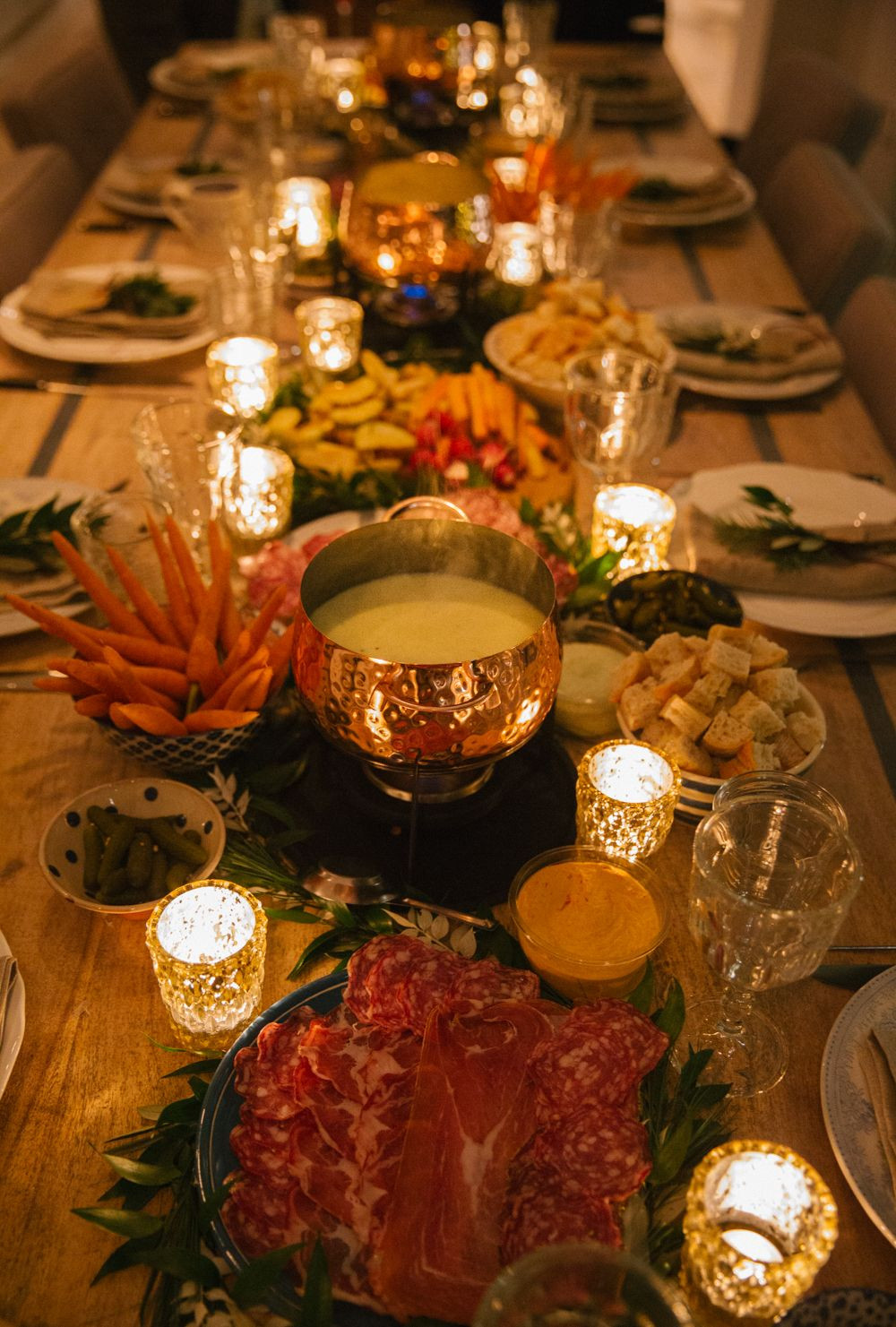 Christmas Fondue Party Ideas
 How to host the ultimate fondue dinner party