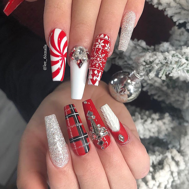 23 Best Christmas Nail Ideas 2020 - Home, Family, Style and Art Ideas