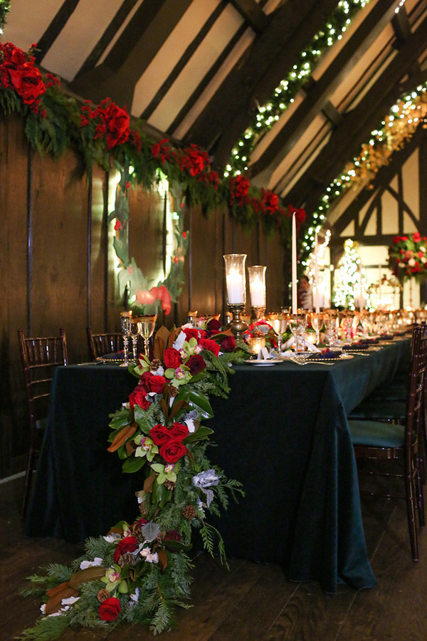 Christmas Themed Wedding
 30 Awesome Winter Red Christmas Themed Festival Wedding