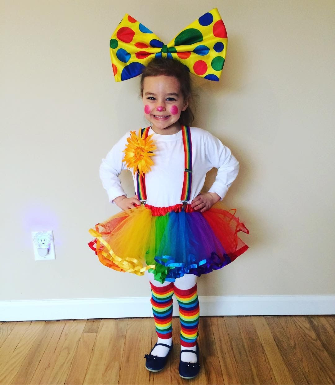 Circus Costumes DIY
 Tutu girl clown costume DIY Kid stuff