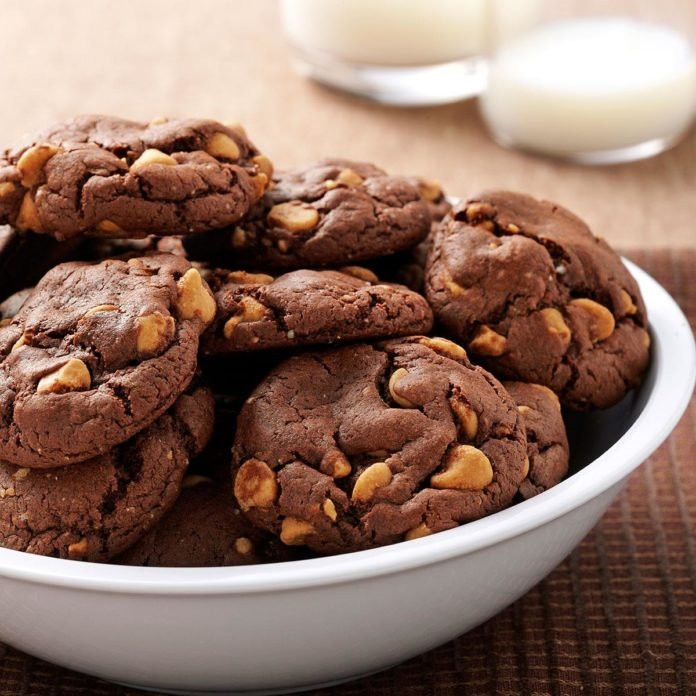Cocoa Peanut Butter Cookies
 Chocolate Peanut Butter Chip Cookies Recipe