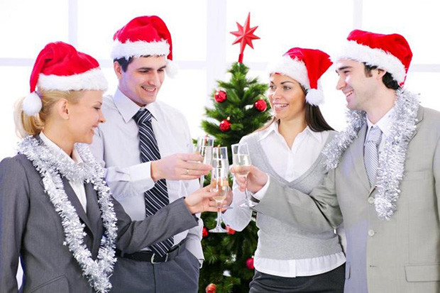 Corporate Holiday Party Ideas 2020
 Poslovne čestitke za Božić i Novu Godinu