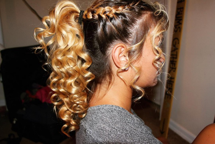 Curly Updos Prom Hairstyles
 44 Prom Haircut Ideas Designs Hairstyles