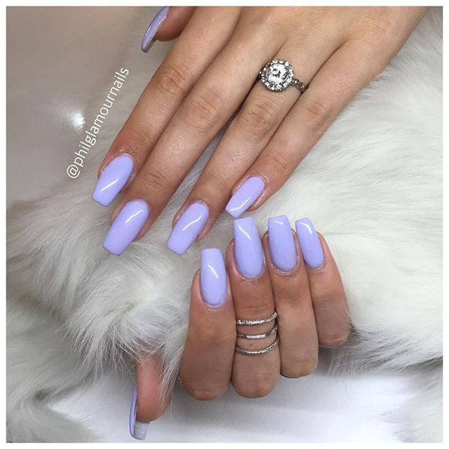 Cute Acrylic Nail Colors
 Her summer nails in 2019