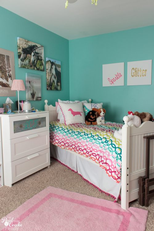 Cute Bedroom Decor
 Cute Bedroom Ideas and DIY Projects for Tween Girls Rooms