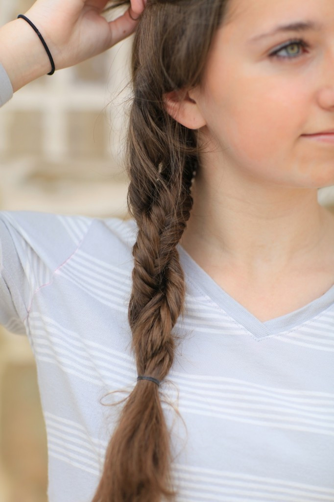 Cute Girls Hairstyles Braids
 DIY Double Fishtail Twist Braided Hairstyles
