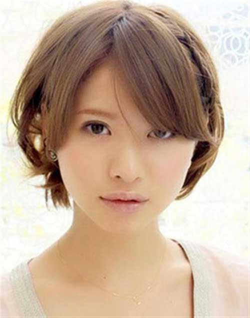 Cute Haircuts For Round Faces
 10 Cute Short Hairstyles For Round Faces